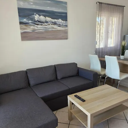 Teo Apartment